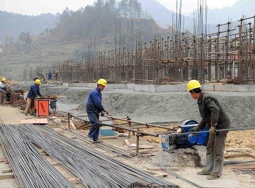 抗震救灾，pp电子平台
在行动